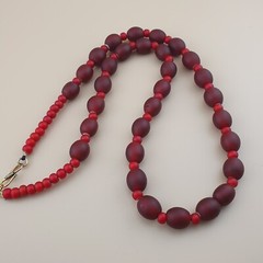 Venetian Red WhiteHeart Trade Glass Beads Necklace 12.6mm x 11.4mm & 6-7mm