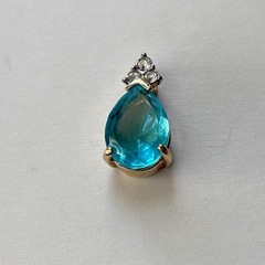 VTG Gold Pear Shape Blue Topaz Pendant With Clear Rhinestones Open Back Gold