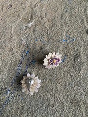 Vintage Earrings Floral Clip On Twist Back Purple White 1 Inch