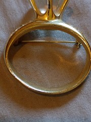 Vintage AJC Rhinestone Lucite Gold Tone Ring Brooch.