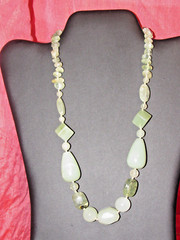 Natural Prehnite Gemstone beads w/Lt Grn Jadite strung & Knotted Necklace 19″ L
