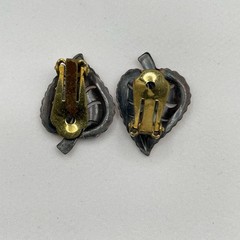 Vintage 1960s Copper-Tone Classic Fashion Veined Leaf Stud Clip-On Earrings Y2K