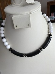 MONET Vtg Necklace/ Black & White Beads/ Gold Tone/ Signed_ Very Good Condition