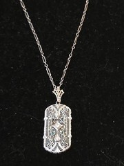Antique Art Deco 14K White Gold Diamond Emerald Filigree Necklace 4.51g