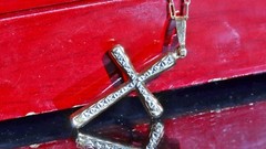 14k multi tone gold pendant 1.35″ diamond cut cross charm vintage 0.70gr N3392