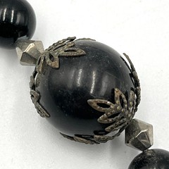 Vintage Boho Black Bead Collar Necklace Silver Tone Filigree Toggle 18″ Classic