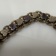 Vintage Gold Tone Chunky Heart Link Bracelet Textured Fold Over Clasp Charm 6.75