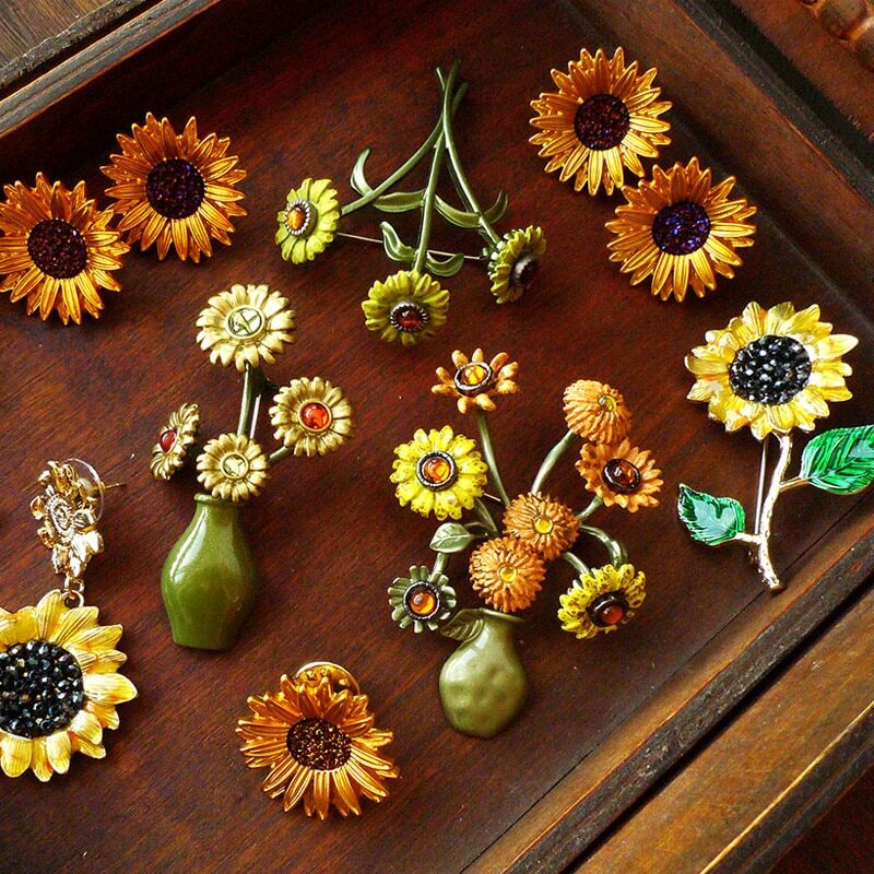 Vintage Sunflower Enamel Brooch Antique Flower Pins Brooches Woman Party Jewelry