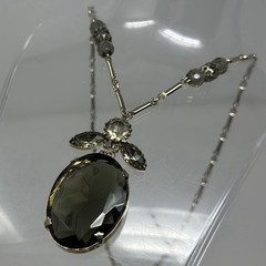 Vintage Silver Tone Faceted Smoky Gray Oval Austrian Crystal Pendant Chain 23”