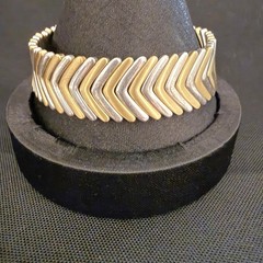 Vintage Tri Tone Chevron Link Bracelet Gold Silver Statement Signed Look 7″