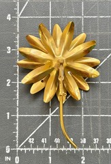 Vintage 1960s SANDOR Daisy Flower Brooch, Flower PIN,Retro Fashion,Collectible
