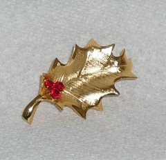 Vintage Christmas Holly Pin/Brooch-Gold Tone-Red Rhinestones Prong Set