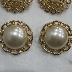 Vintage Classic Paolo Clip On Gold Tone Faux Pearl Earrings 2 Pair