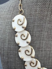 Vintage Swirl Necklace 16 In As Is White Disc Gold Chain Link Retro MCM Glam