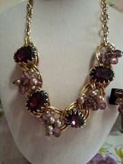 Beautiful Vintage Kafin NY Purple/Pink Faceted Stones, Pearls & Bead Necklace