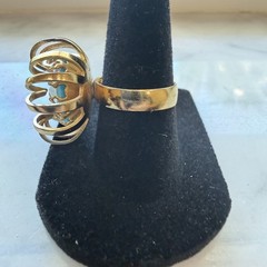1969 Signed SARAH COVENTRY Pastel Mystic Blue Rivoli Flower Ring Adjustable Size