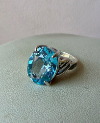VINTAGE LARGE OVAL CUT BLUE TOPAZ SOLITAIRE RING 925 STERLING SILVER STATEMENT