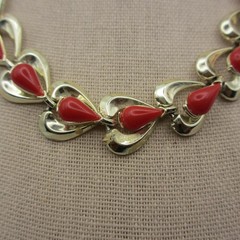 Vintage Hearts Necklace Red Beads Gold Tone Links Choker Collar 15 Inch