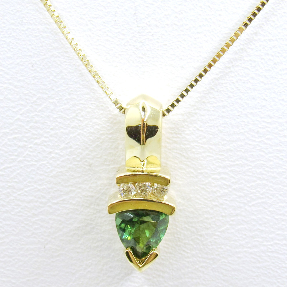 14K YELLOW GOLD CGC TRILLION CUT GREEN TOURMALINE & DIAMOND 18″ PENDANT NECKLACE