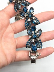 Juliana D&E Five 5 Link Rhinestone Bracelet Blue Navette Flower Accent Ref 6275