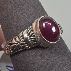 VTG 925 Sterling Silver & Ruby Cabochon Red Ring Size 9.5, 3.93g Moving Eye/Star