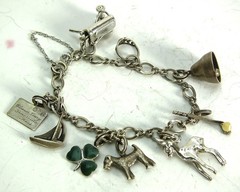 Vintage WINARD Sterling Silver Charm Bracelet With 9 Charms – 7+ inches