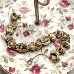 Vintage Goldette NY Victorian Revival Slide Charm Bracelet Safety Chain Signed