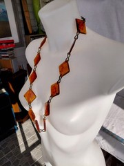 Vintage 1950’s/1960’s Bakelite Tortiose Shell NECKLACE 36″ 14 Amber Pendants