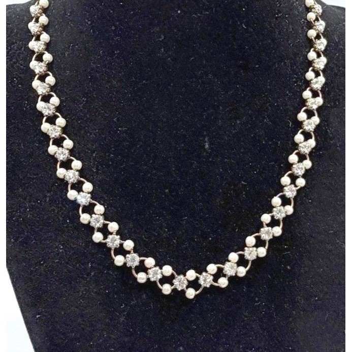 Vintage Pearl & Rhinestone Station Necklace Gold Tone 16″ Elegant Classic
