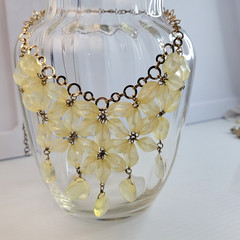 Vintage Coldwater Creek Frosted Lemon Flower Bib Necklace Y2K Boho Cottagecore