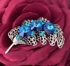 Vintage Rivoli Crystal Peacock Blue Green Silver Tone Feather Leaf Fan Brooch