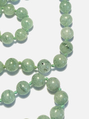 Vintage Chinese Lovely 7mm PREHNITE GEMSTONE Hand Knotted 25″ beaded NECKLACE