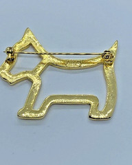 AAI-Vintage Dog Pin Made In Rhode Island 1980,s Signed