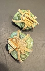 Kramer Vintage Irregular Shape Green Stone Gold Tone Clip On Earrings 1”