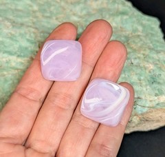 Women’s Vintage 80s Lilac Purple Swirl Lucite Modernist Ridged Post Earrings