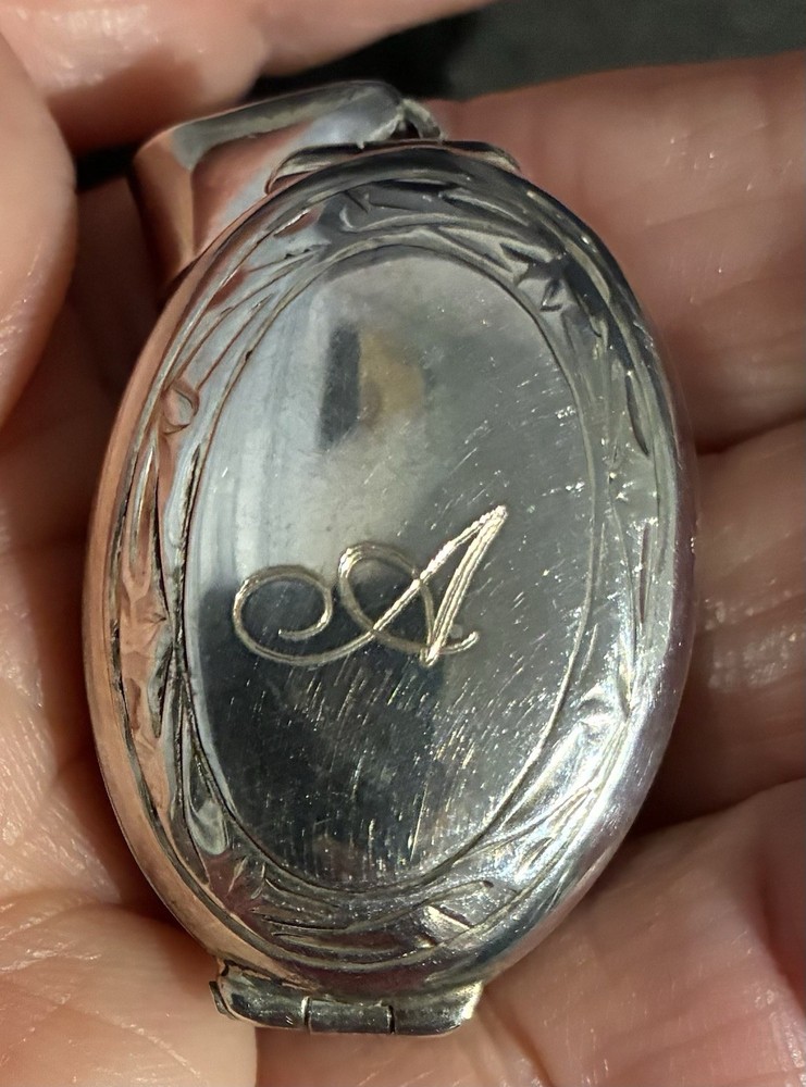 VTG STERLING SILVER 925 4 PHOTO BOOK LOCKET PENDANT MONOGRAM A 18.51g