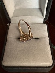 LADIES VINTAGE 10k GOLD MARQUISE CUT TANZANITE DIAMOND RING. SIZE 6.25