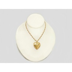 Heart Photo 30 x 25 mm Locket pendant 20 in Chain 1/20 -14K yellow Gold Filled