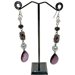Vintage Black and Gray Beaded Dangle Drop Pierced Earrings 3.25″ Long