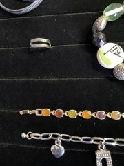 VTG – Modern Jewelry Bracelet Ring Lot Costume Silver And Gold Tone