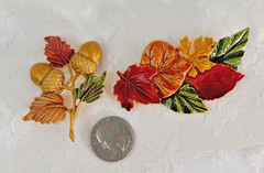 Vintage 2 TONA Fall Autumn Leaves Acorns Brooches – Colorful