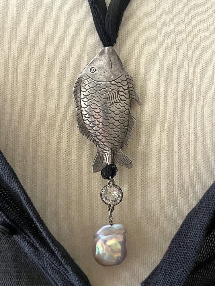 Vintage Fine Sterling Puff Fish Pendant Baroque Pearl Silk Sea Goth Necklace