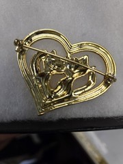 Vtg Danecraft gold/silver tone cat Couple Heart Pin