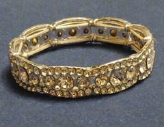 Vintage Midcentury 1950’s Rhinestone Stretch Link Bracelet 2.25″ diameter
