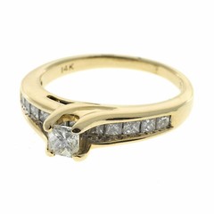 Vintage 14k Yellow Gold 0.93ct H, SI Princess Cut Diamond Ring .28CT Center