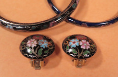 Vintage Gold Tone Cloisonne Colorful Flower Design Clip on Earrings & Bracelets