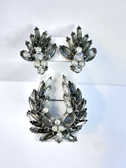 VNTG Juliana Silver Tone Icy Light Dark Grey Navette Rhinestone Brooch Earrings