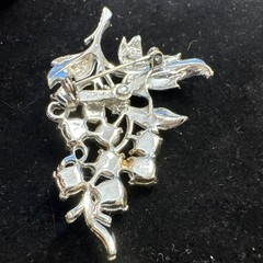 Vintage Signed Pegasus Coro Blue Rhinestone Grapevine Brooch Blue Silver Tone
