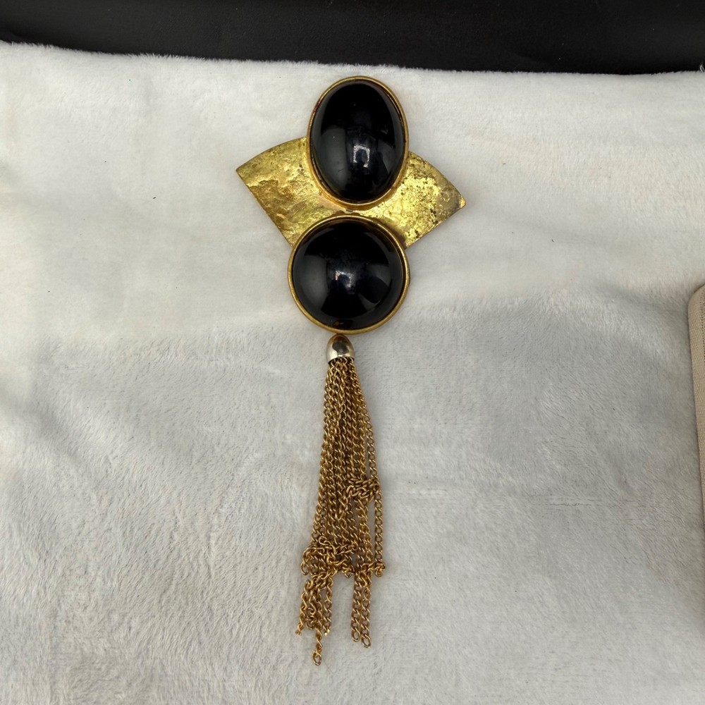 Vintage Retro Brooch Gold Tone Tassel