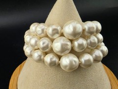 Vintage Graduated Baroque Lucite Pearls 3 Strand Statement 7″ Bracelet